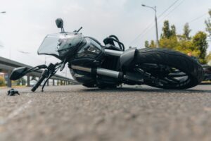 ¿Cuánta compensación por un accidente de motocicleta?